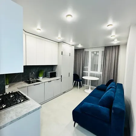 новобудова стрийська 45а Fabrik гашека автовокзал подобово * לבוב