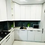 Lejlighed новобудова стрийська 45а Fabrik гашека автовокзал подобово