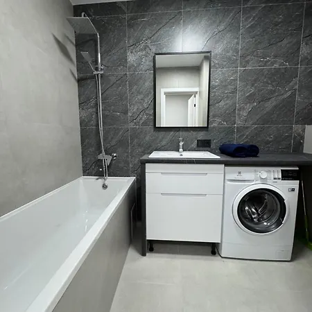 новобудова стрийська 45а Fabrik гашека автовокзал подобово Apartment Lemberg