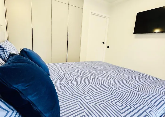 новобудова стрийська 45а Fabrik гашека автовокзал подобово * Lvov